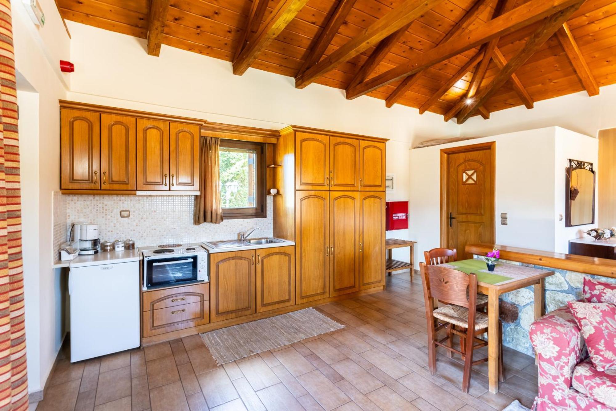 Pleiades Studios All Season Gems - Korinthos Stone Retreats Kalianoi エクステリア 写真